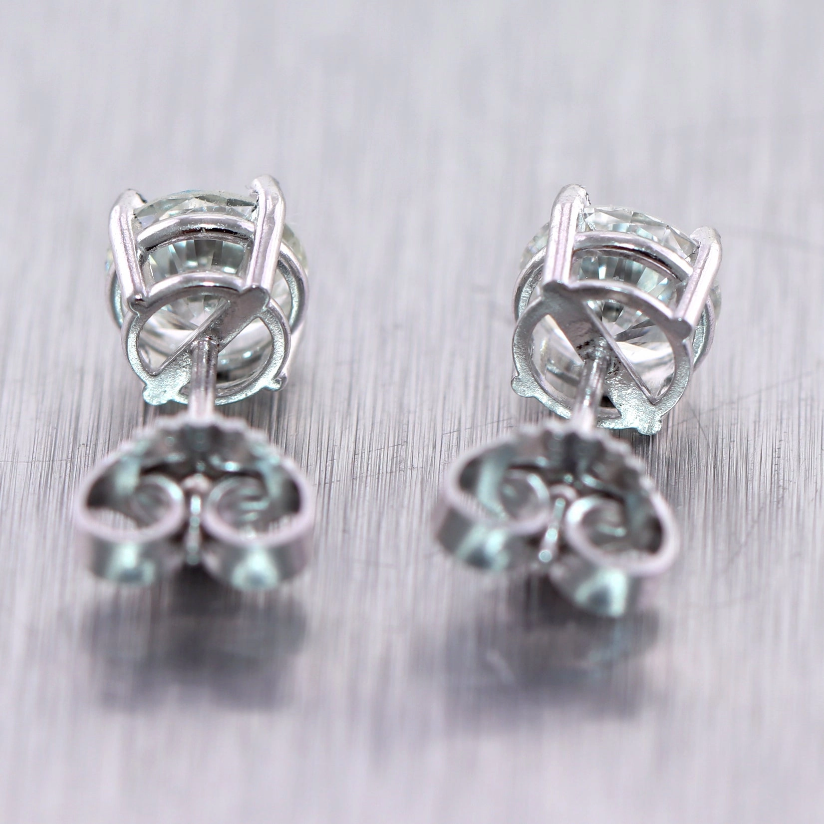 14k White Gold 1.20ctw Diamond Stud Earrings