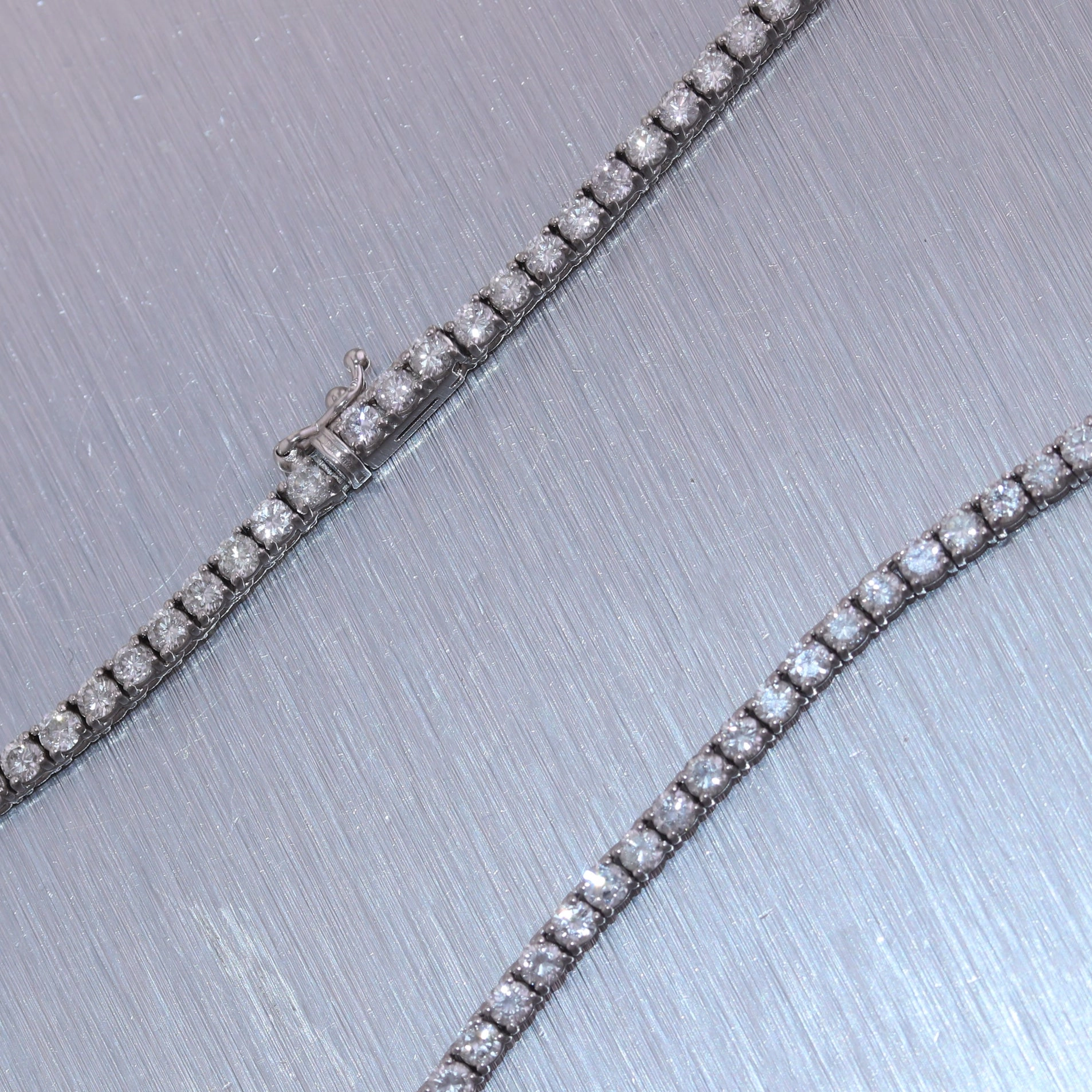 14k White Gold 8.12ctw Diamond Tennis 17" Necklace