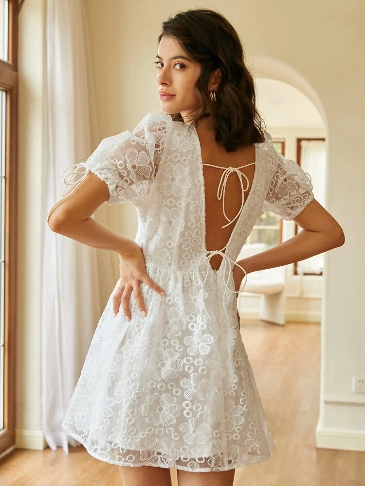 Calico V-neck Tie-up Cuffs Lace Dresses