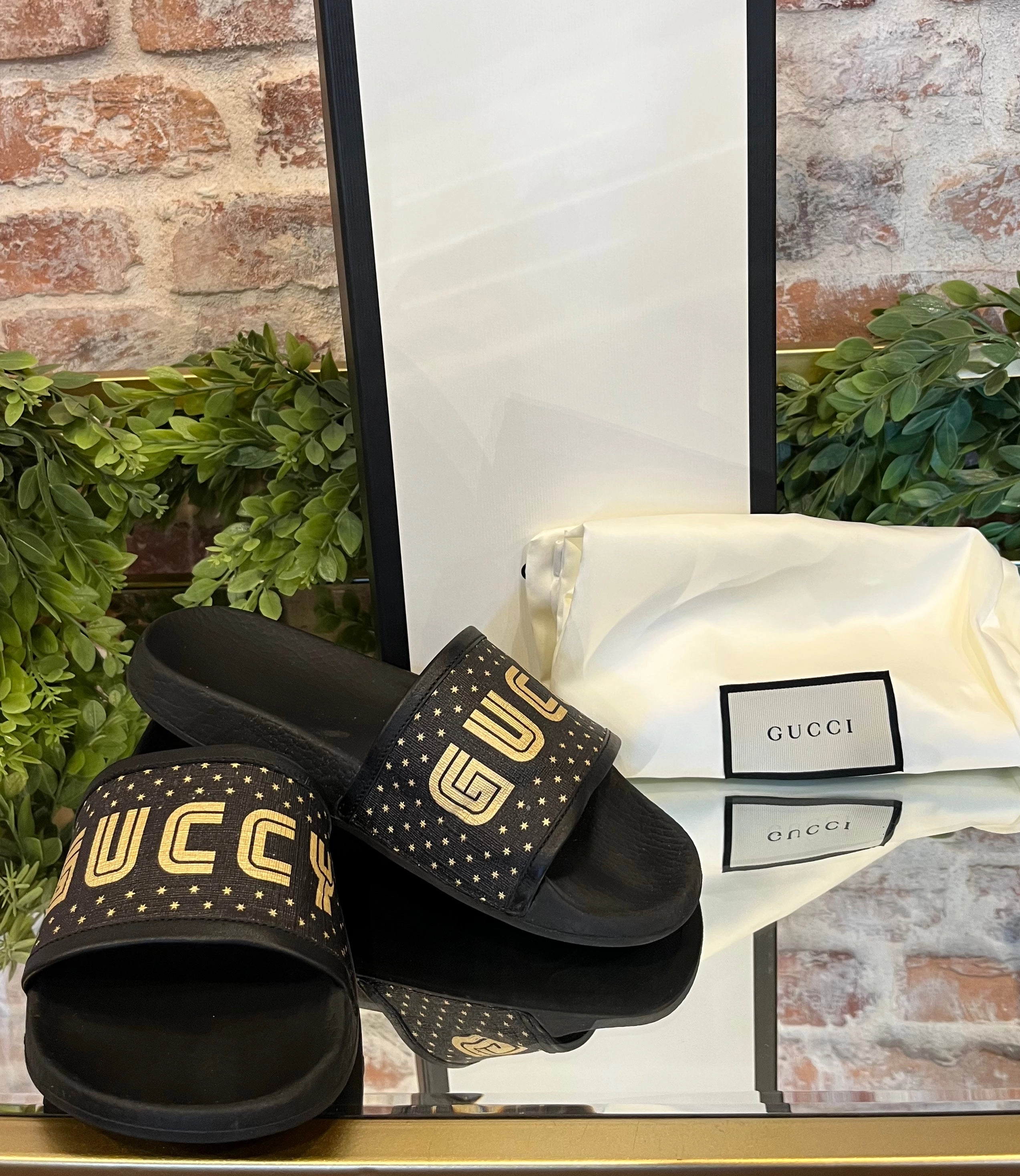 GUCCI Black Sega Pool Slides sz 36