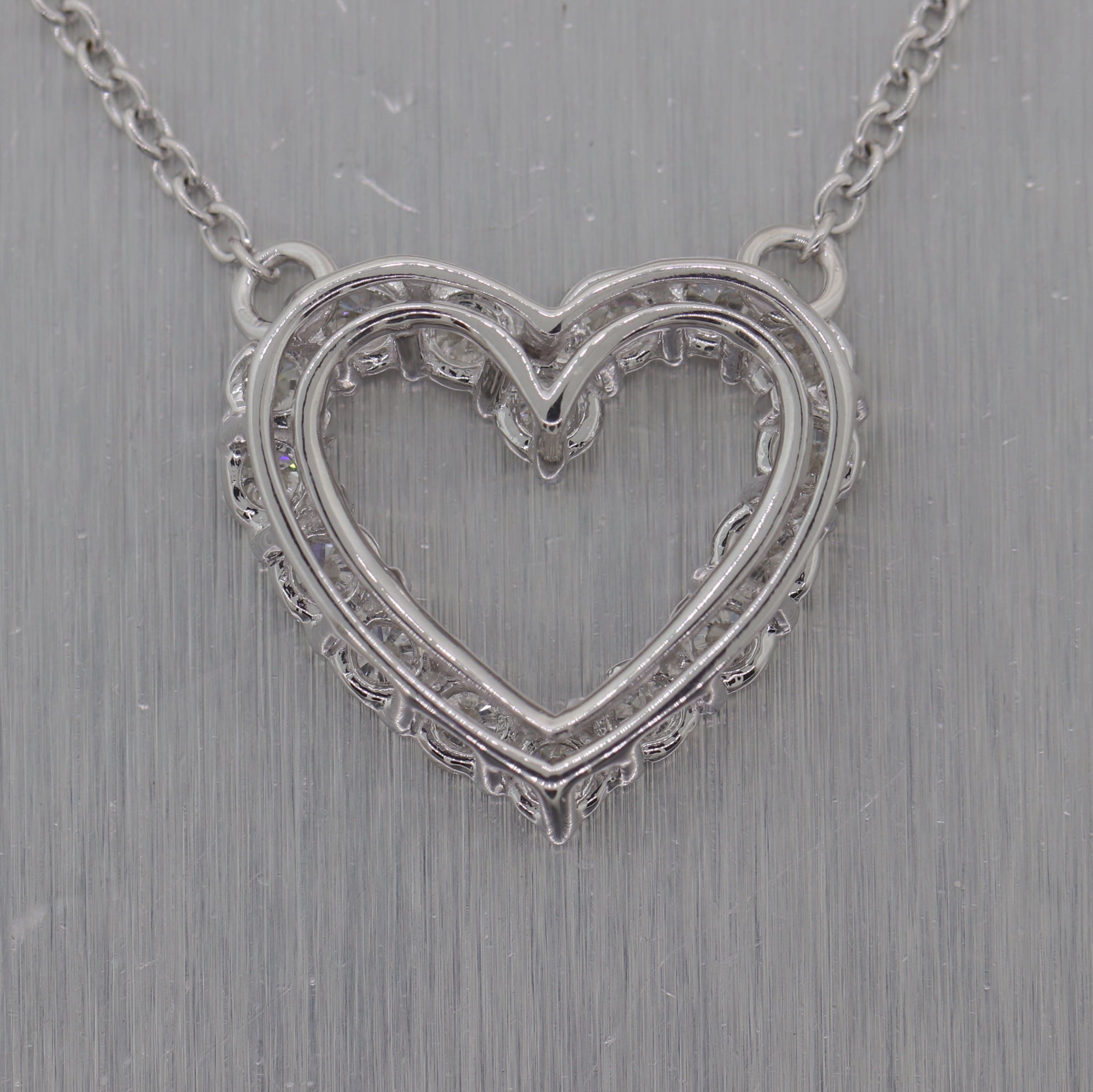 Modern 18k White Gold 1ctw Diamond Heart 16" Necklace
