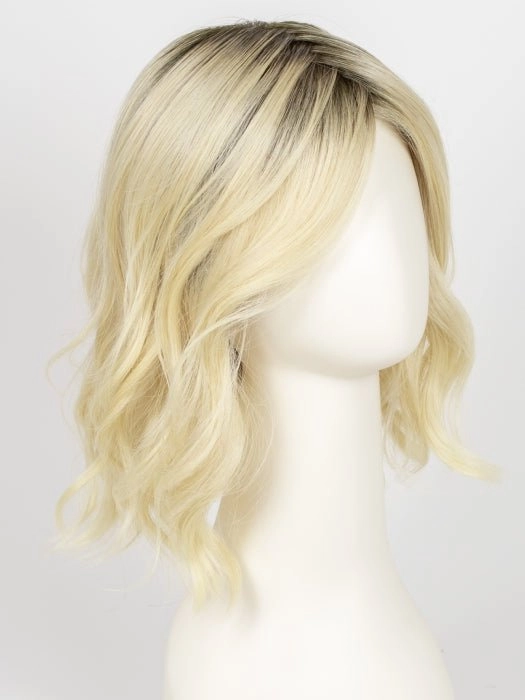 Simmer | HF Synthetic Lace Front Wig