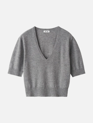 V-Neck T-Shirt in Grey